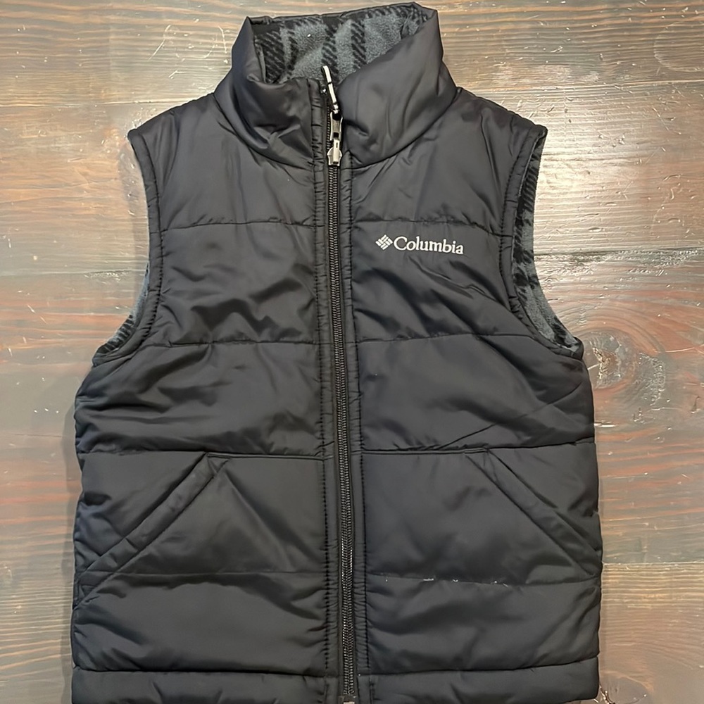 Columbia boys vest